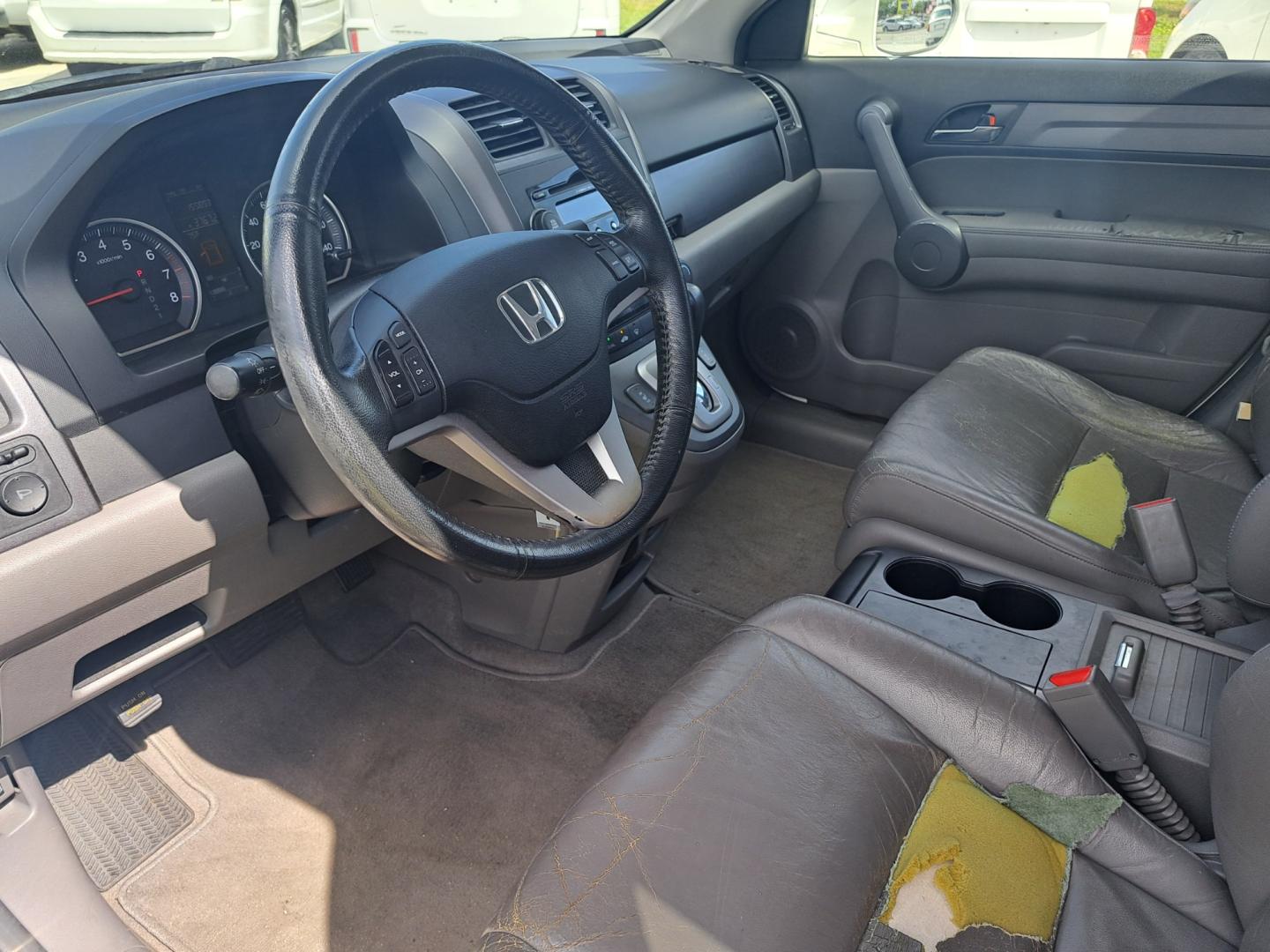 2008 White Honda CR-V (JHLRE38798C) , AUTOMATIC transmission, located at 1181 Aurora Rd, Melbourne, FL, 32935, (321) 241-1100, 28.132914, -80.639175 - Photo#3